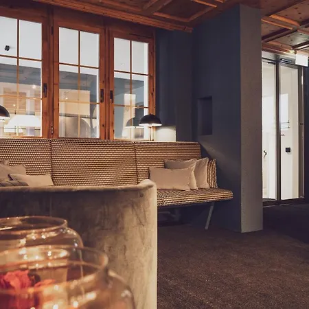 National By Mountain 3* Νταβός