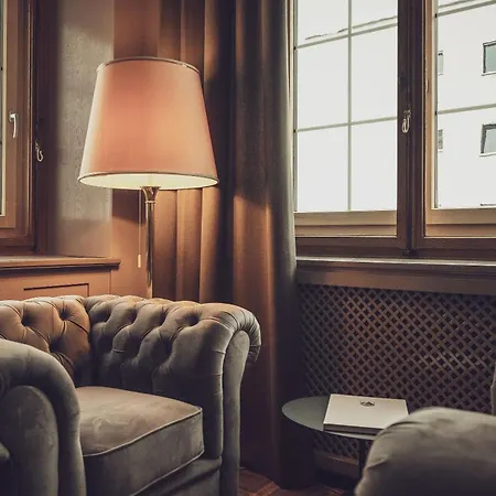 Ξενοδοχείο National By Mountain