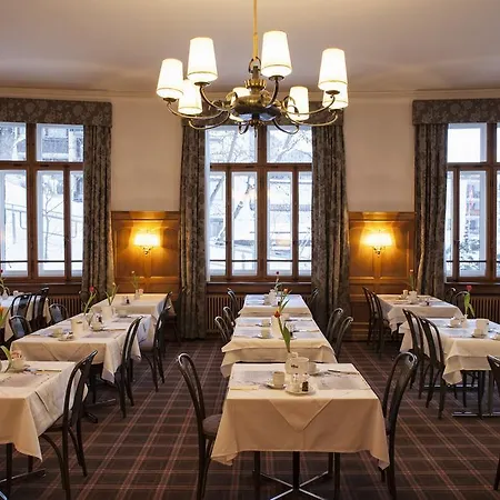National By Mountain Hotel