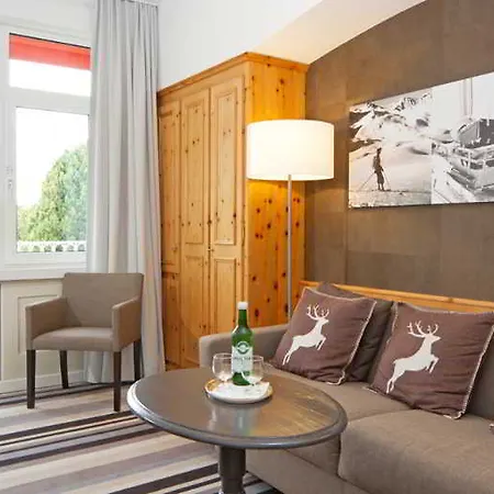 National By Mountain فندق