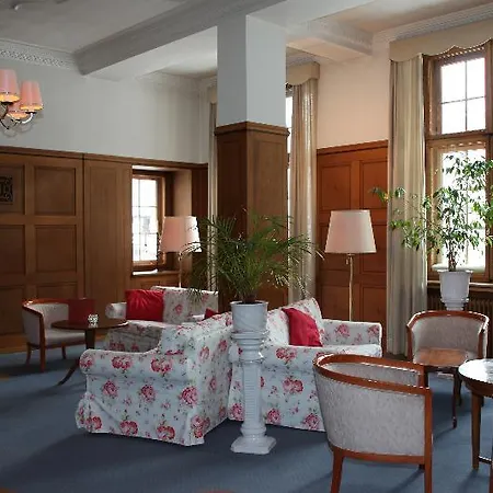 National By Mountain فندق 3*