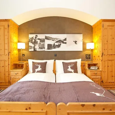 National By Mountain فندق دافوس