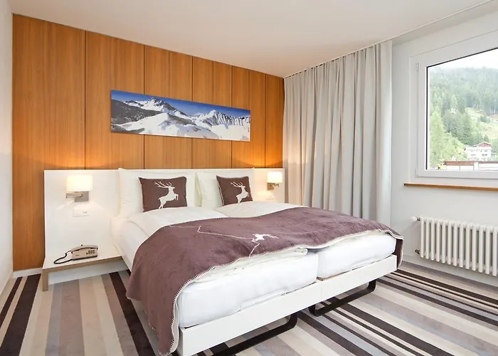 Ξενοδοχείο National By Mountain