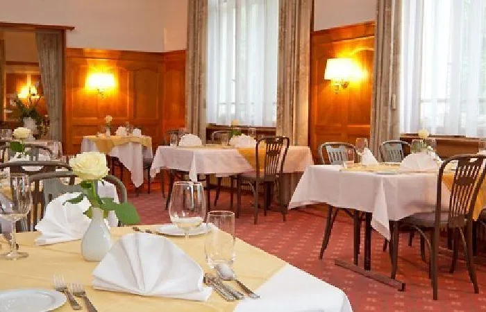 Ξενοδοχείο National By Mountain 3*