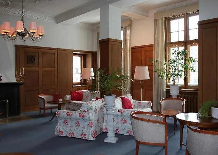 National By Mountain ホテル 3*