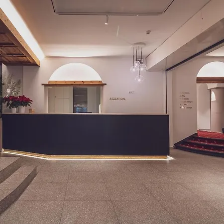 National By Mountain Hotel 3*