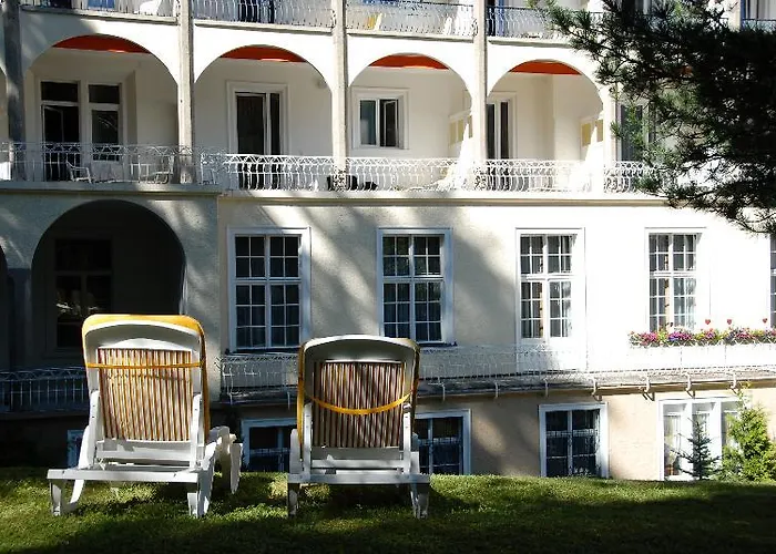 National By Mountain Hotel 3*