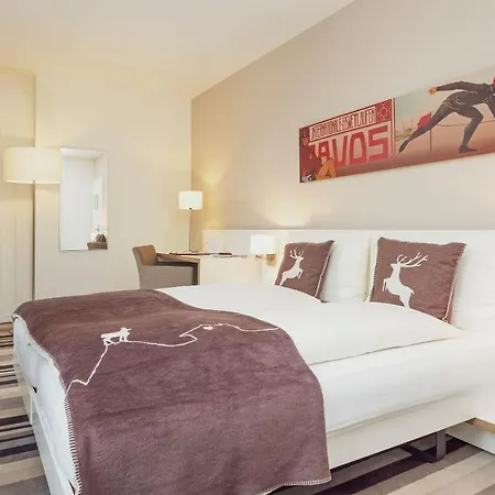 Szálloda National By Mountain