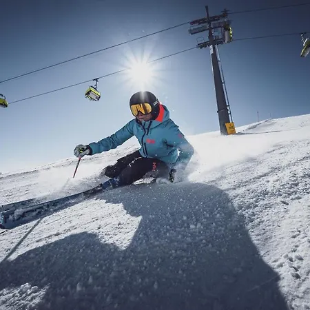 National By Mountain Szálloda