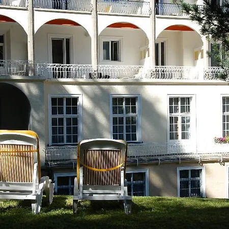 National By Mountain Szálloda 3*