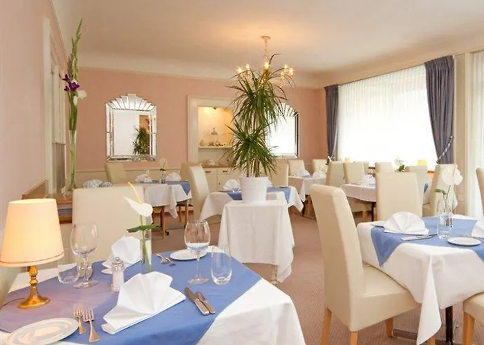 ホテル National By Mountain