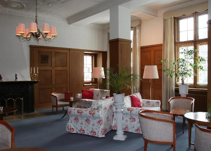 National By Mountain ホテル